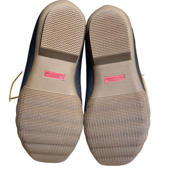 Women's Sperry gray suede faux fur trim waterproof duck boots size 7 - Picture 6 of 7